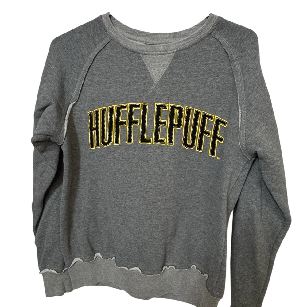 Universal Studios High End Gray Harry Potter Hufflepuff Sweatshirt Women’s S